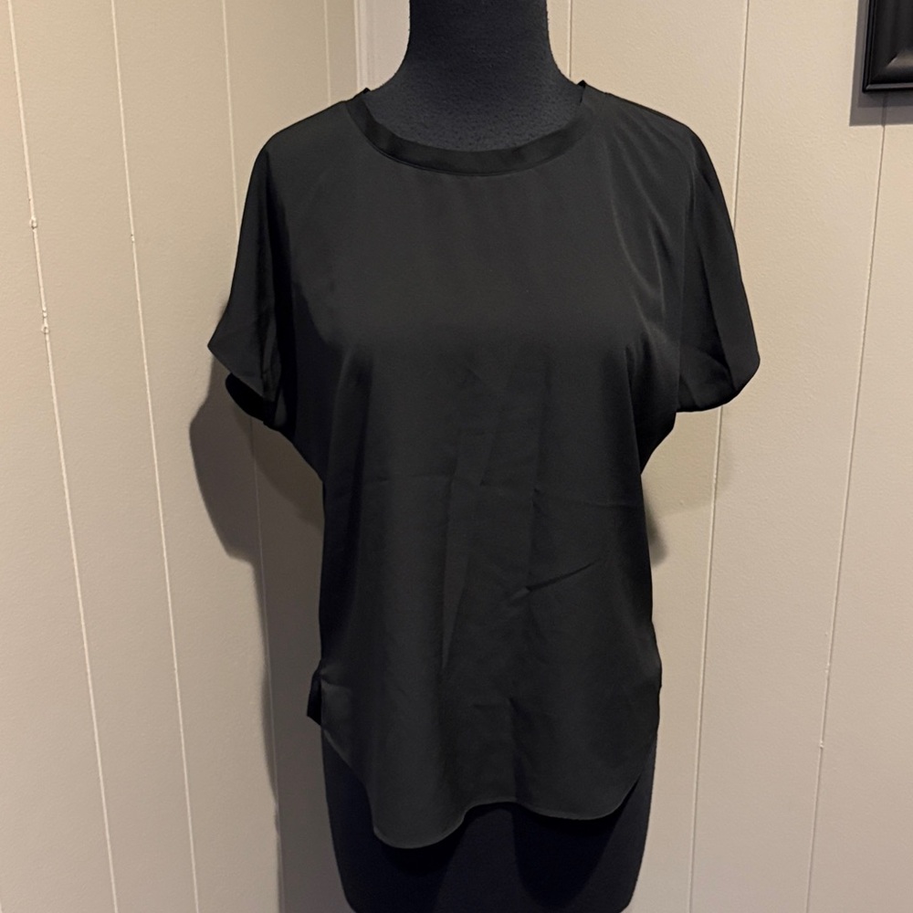 B35 Trouve Classic Flowy Black Women's Small Blouse Unique Stitched Back